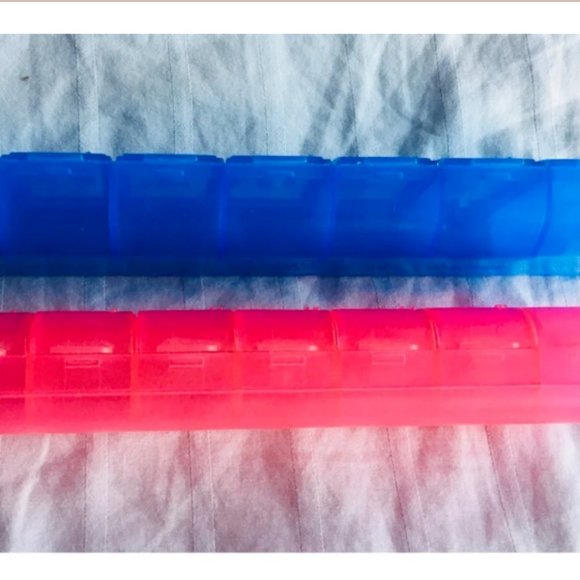 Weekly Vitamins Organizer 2 pack , Pink and Blu. - Picture 5 of 6